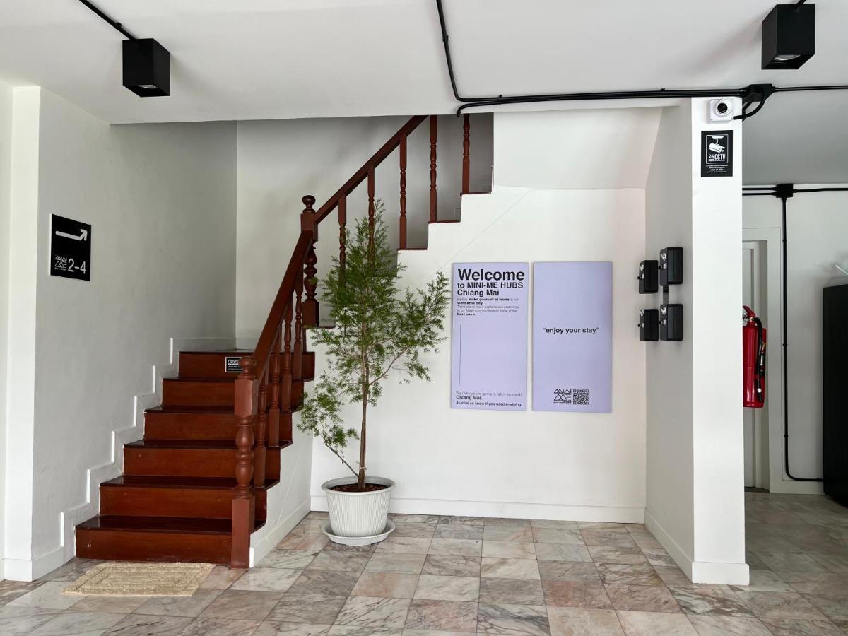 Mini-Me Hubs, Charm Suites & Pool In Old City Chiang Mai Exterior photo